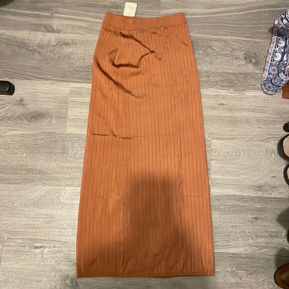 Free People Rib MIDI Skirt. Rust - Picture 2 of 4